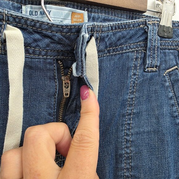 Old Navy Drawstring Denim Pants Cropped Button Detail Utility Pockets Blue Sz 6 - Picture 12 of 14